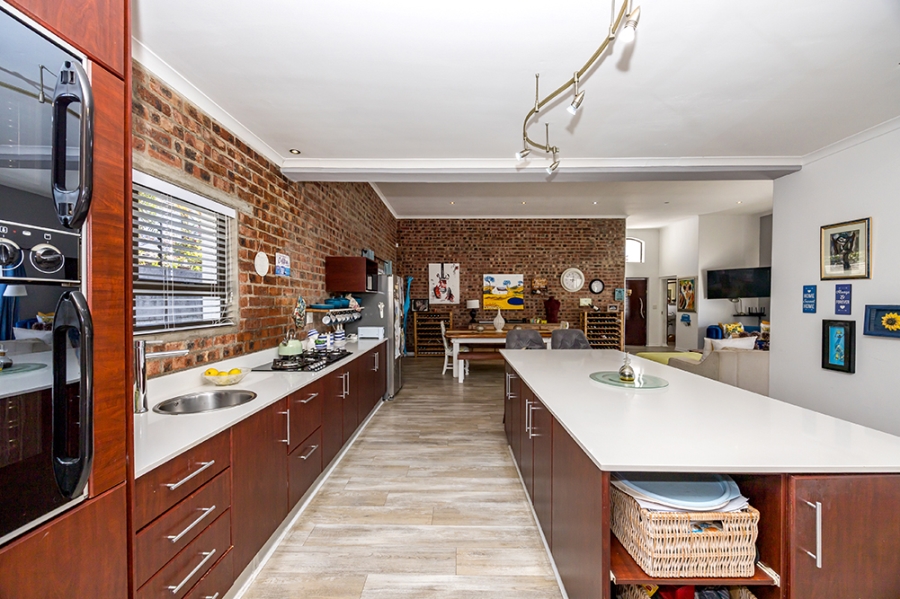 5 Bedroom Property for Sale in Parklands Western Cape